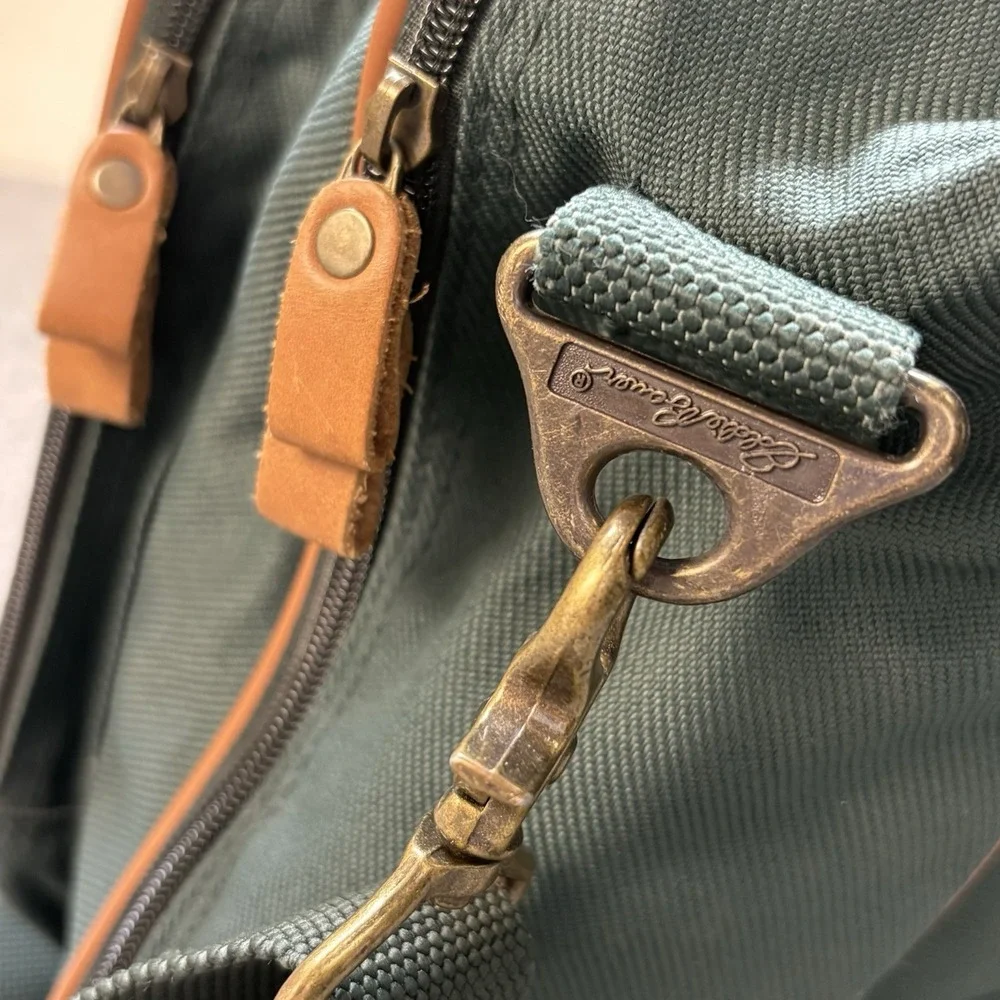 Vintage Eddie Bauer Canvas Leather Messenger Bag‎ Laptop Computer Case Strap